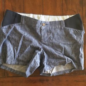 NWT Old Navy Maternity Shorts-Size 8